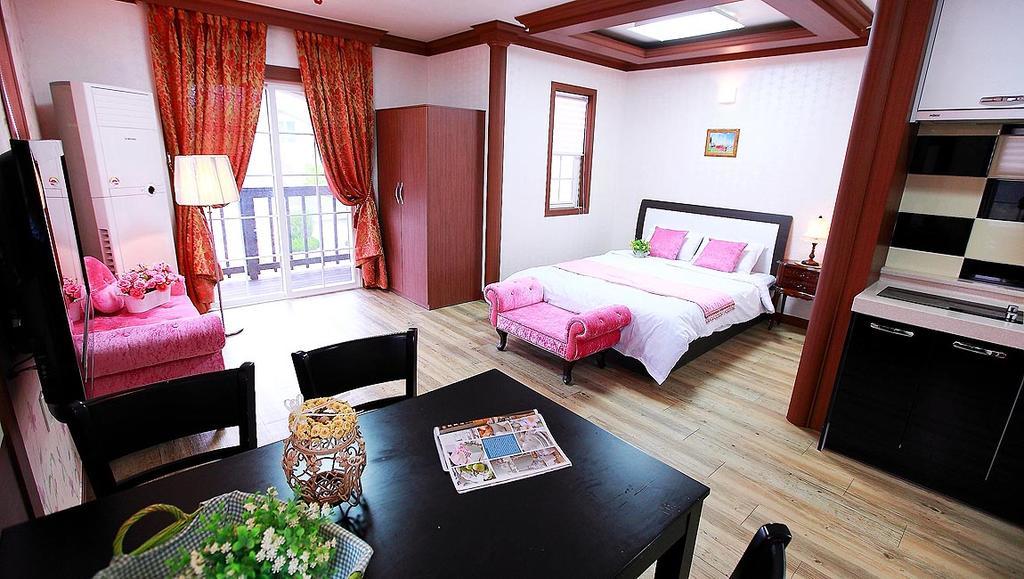 Jijunghae Pension Γκιονγκγού Εξωτερικό φωτογραφία